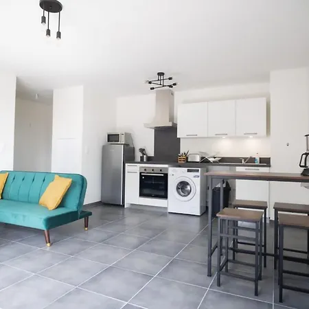 Guestready - Blue Surprise Near The Centre * Nancy